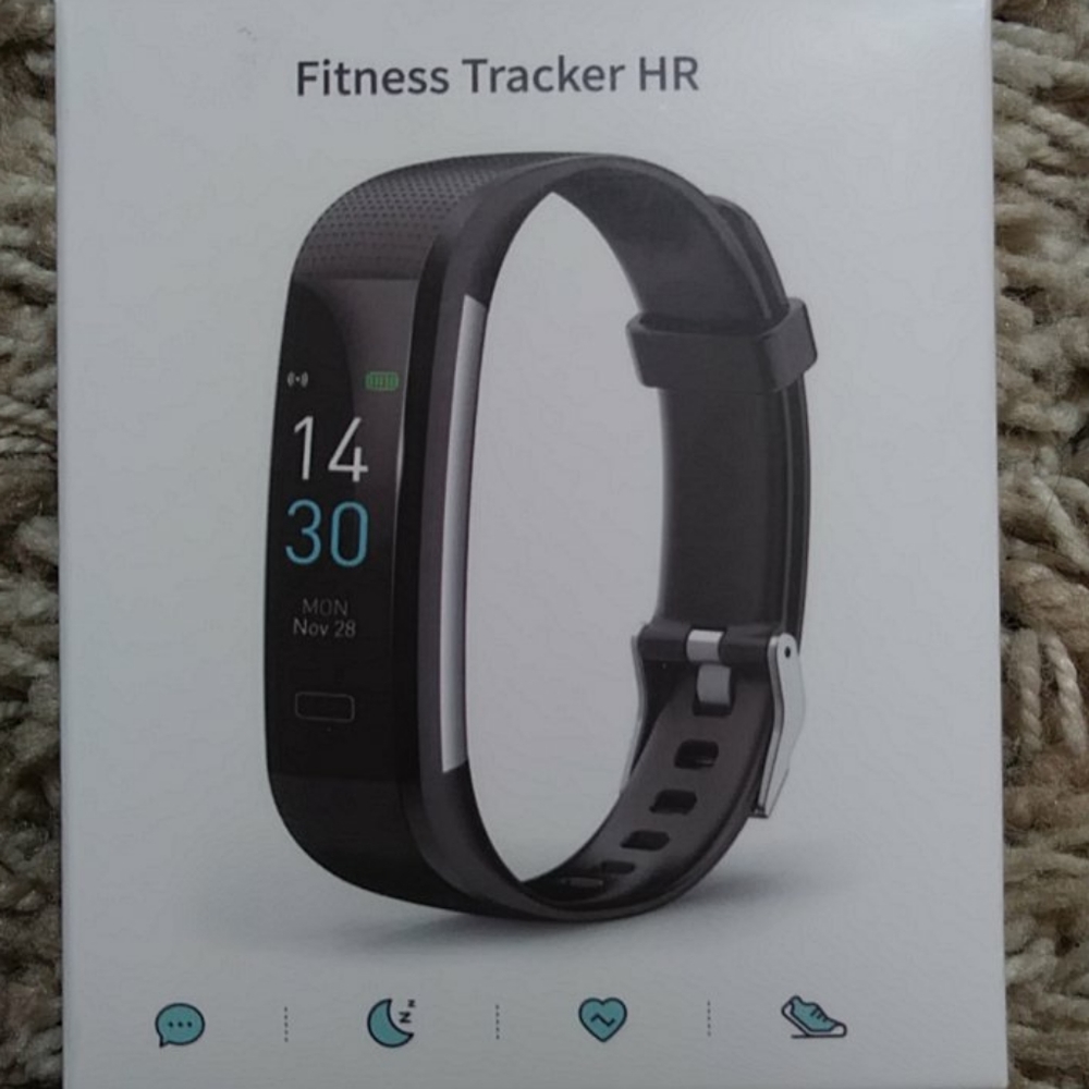 Fitness Tracker 🚲🏋️👟♥️💤📲